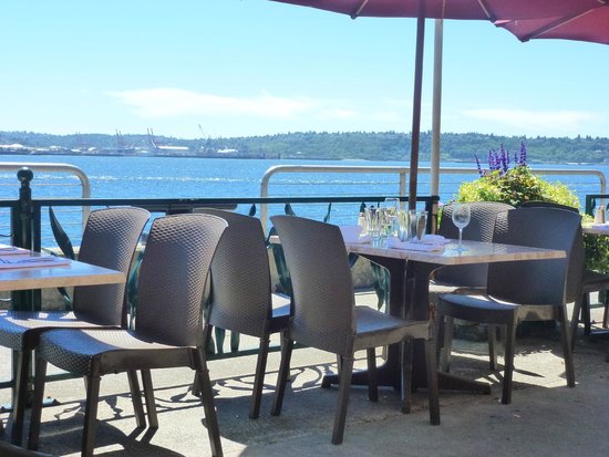 Elliott's Oyster House 
