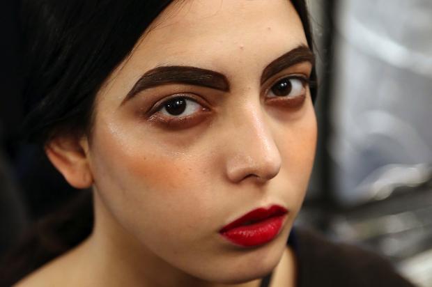 Dark Eyebrows