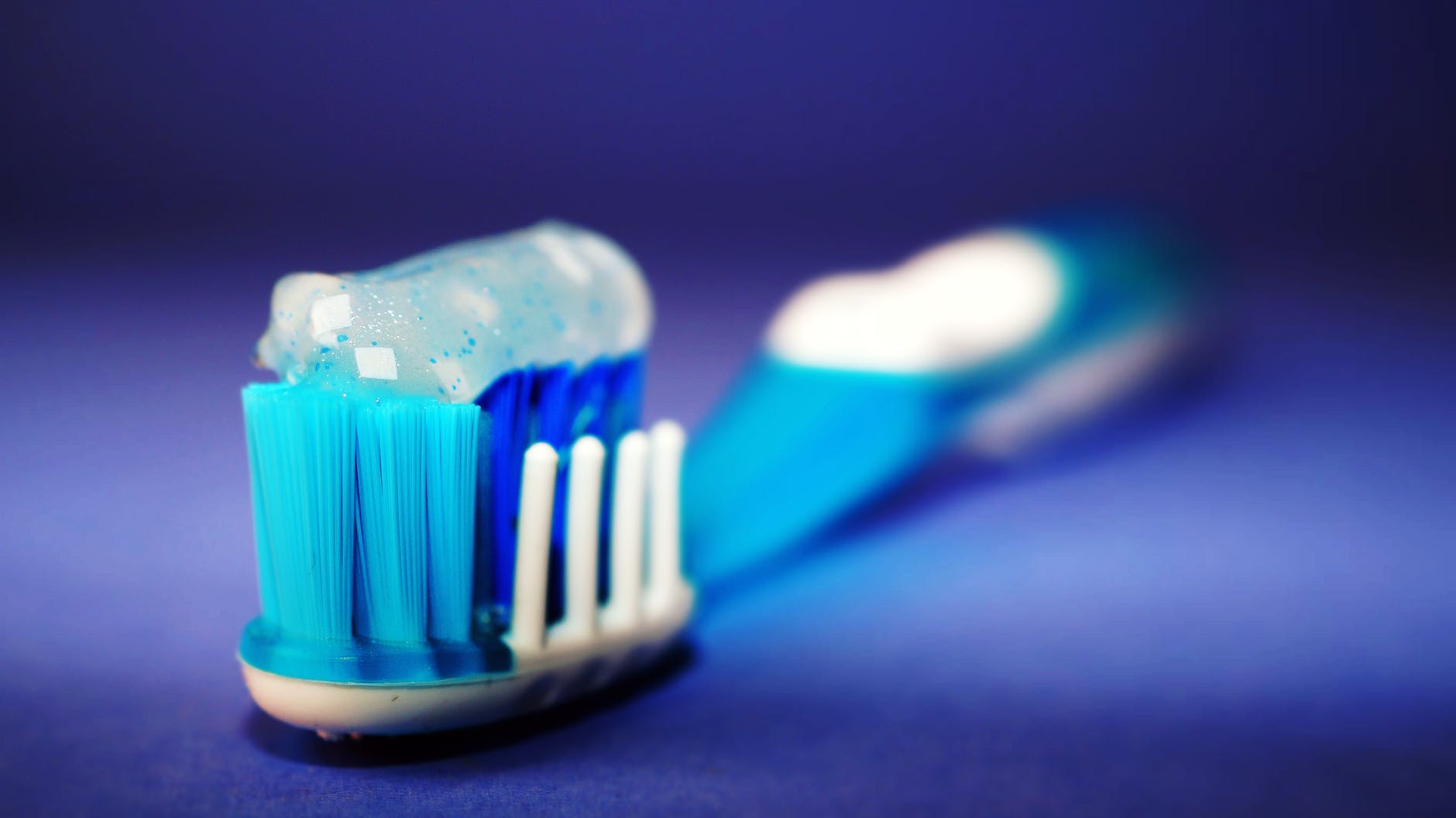 Brush Teeth Weight Loss
