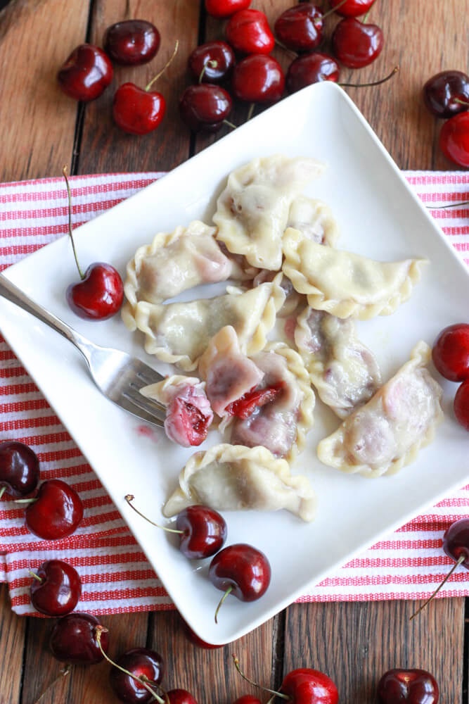 Cherry vareniky